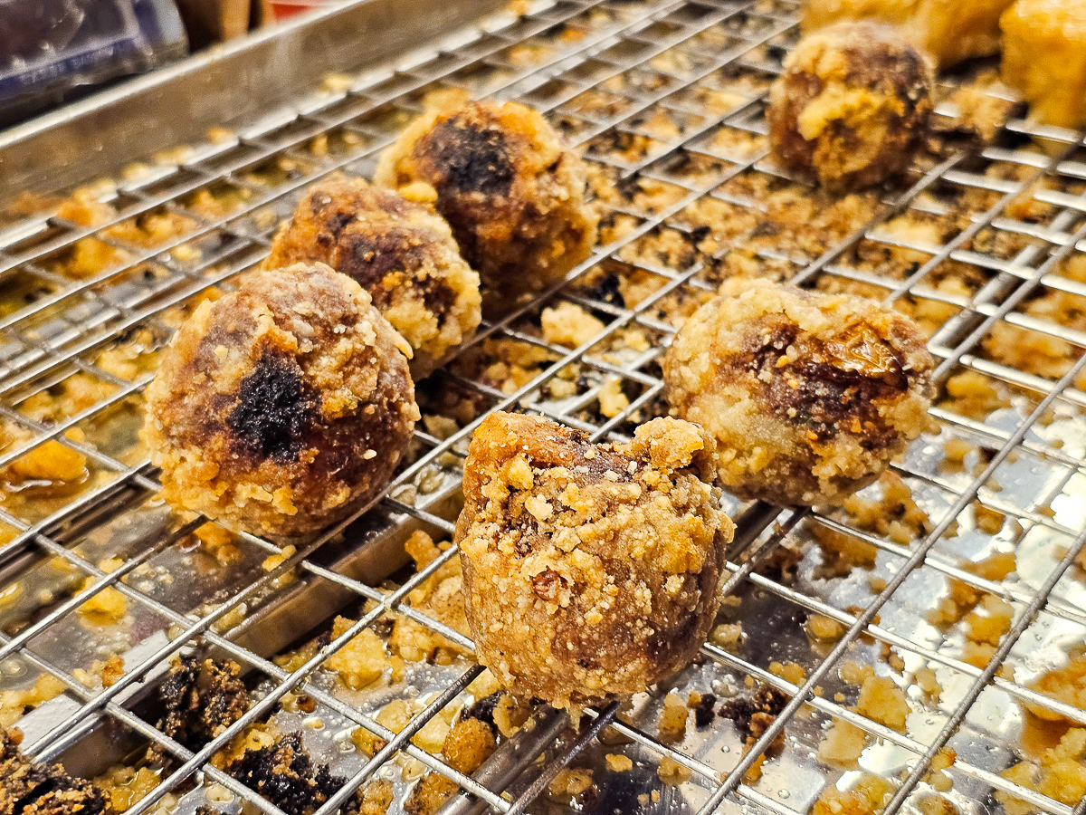 高雄自由黃昏市場必吃10家｜在地人私藏美食，晚餐不知道吃什麼就來這裡！