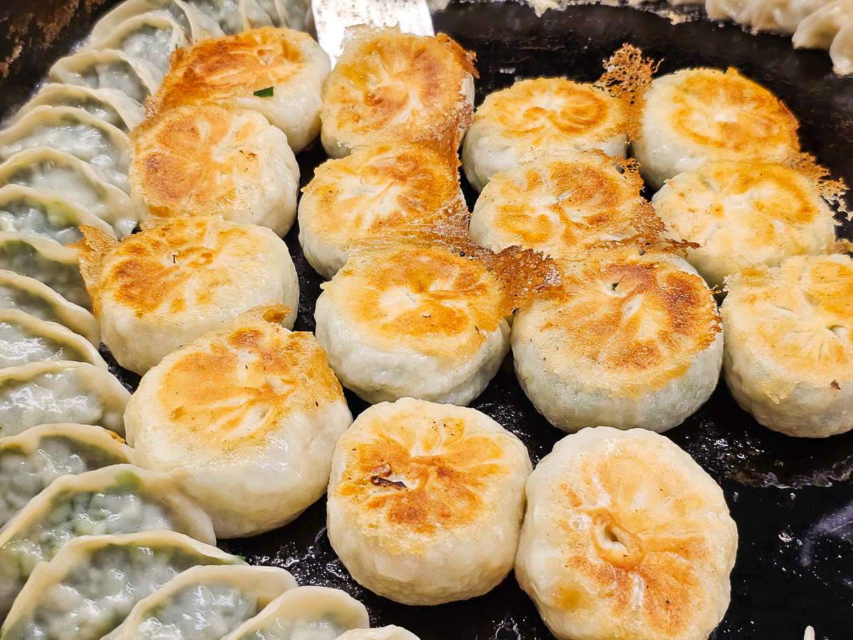 高雄自由黃昏市場必吃10家｜在地人私藏美食，晚餐不知道吃什麼就來這裡！