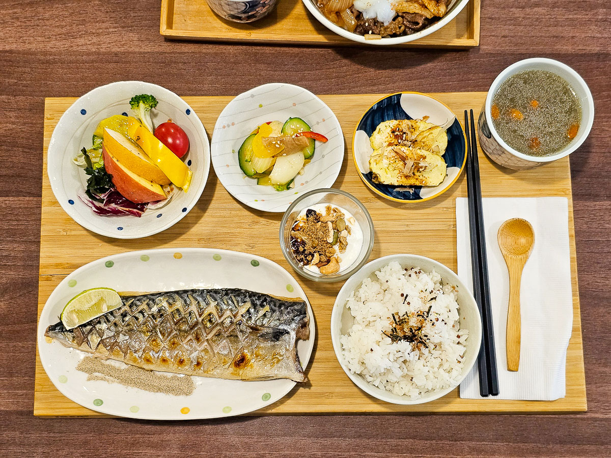 高雄新興｜小米家朝午和食 只有中午營業！愛吃魚一定要來，日式早午餐、定食、丼飯、讚歧烏龍麵，CP值讚爆的平價精緻手作餐點