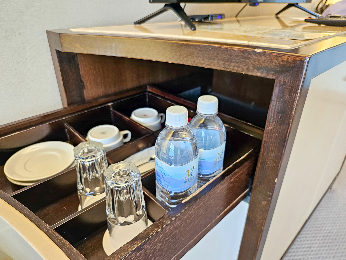 日月潭住宿｜大淶閣飯店 水社碼頭湖景房，騎最美環湖自行車道賞落羽松，一泊二食海陸火鍋饗宴