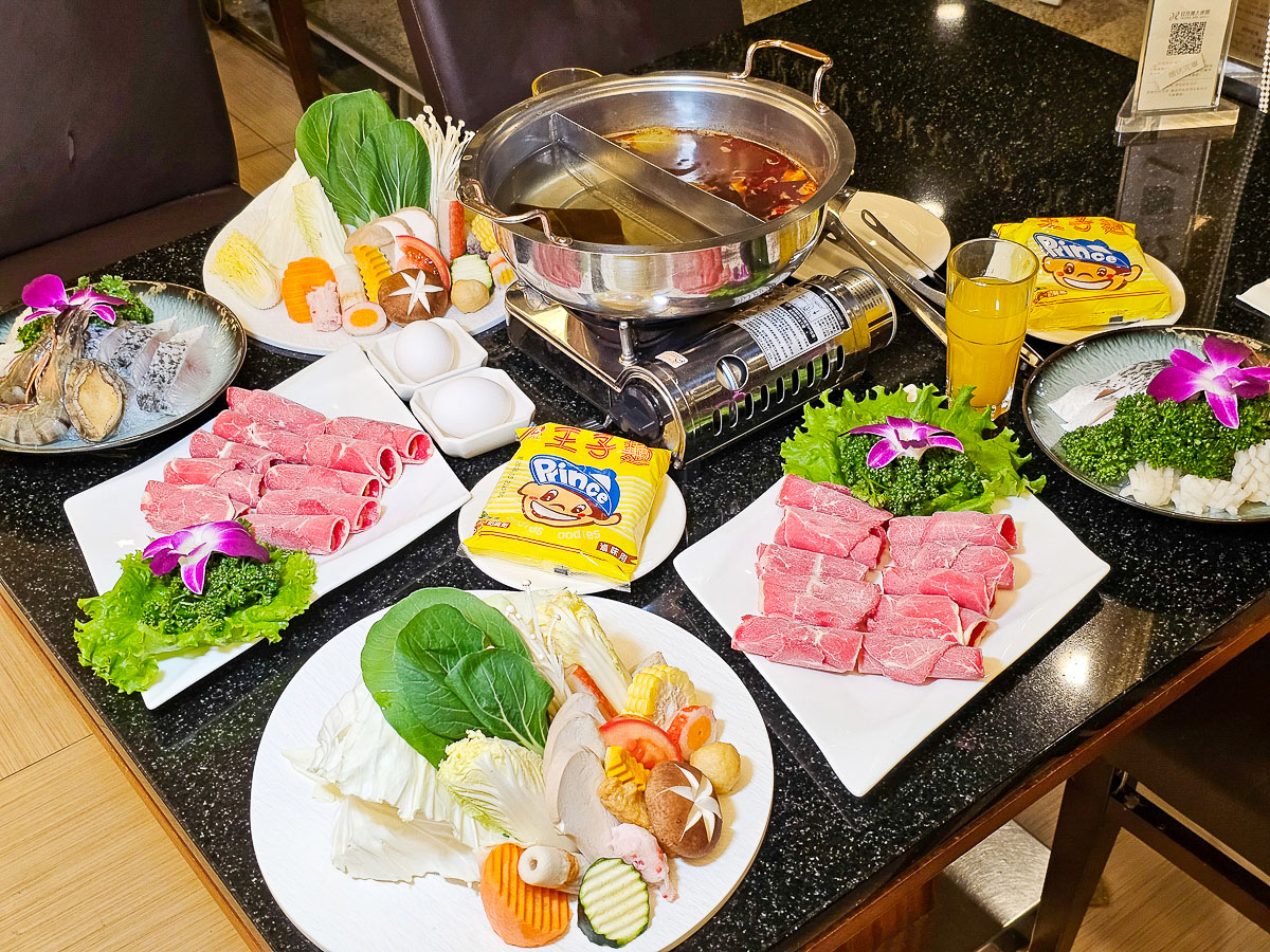 日月潭住宿｜大淶閣飯店 水社碼頭湖景房，騎最美環湖自行車道賞落羽松，一泊二食海陸火鍋饗宴