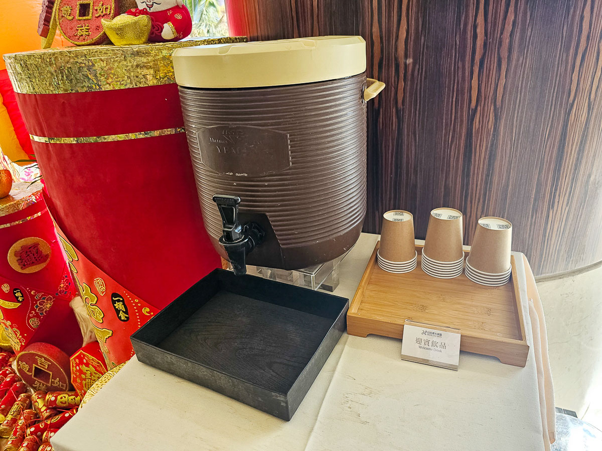 日月潭住宿｜大淶閣飯店 水社碼頭湖景房，騎最美環湖自行車道賞落羽松，一泊二食海陸火鍋饗宴