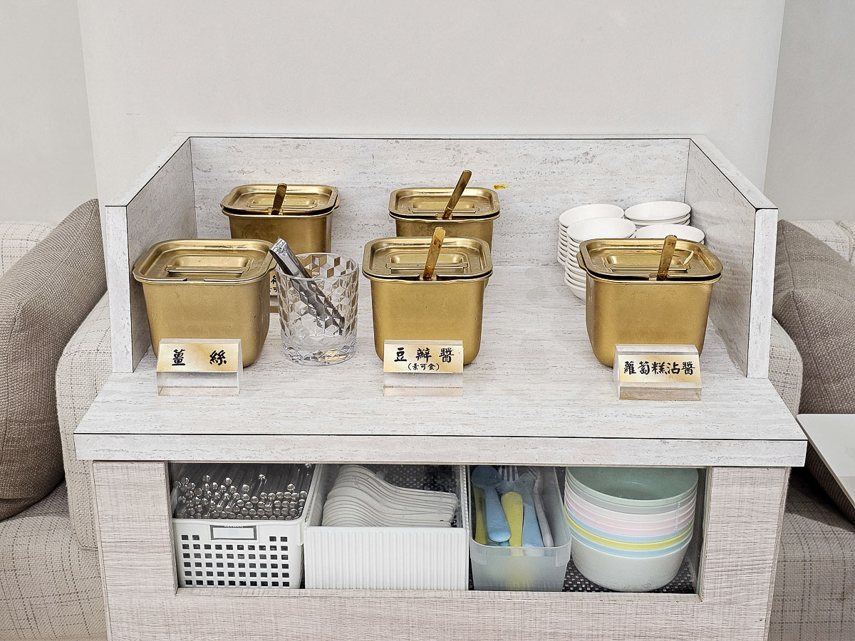 高雄鼓山美食|地糖仔巨蛋旗艦店 必吃新加坡辣椒螃蟹!超人氣港式飲茶、聚餐首選口袋名單 - 第7張圖 高雄鼓山美食|地糖仔巨蛋旗艦店 必吃新加坡辣椒螃蟹!超人氣港式飲茶、聚餐首選口袋名單