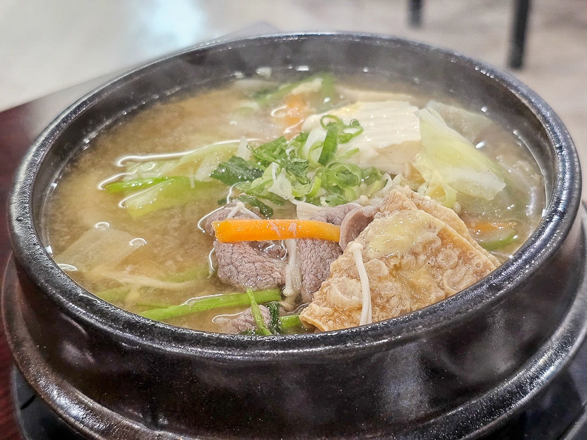 南投埔里美食｜麗苑韓式料理 韓風質感聚餐餐廳，小菜可以免費續1次，寵物友善餐廳