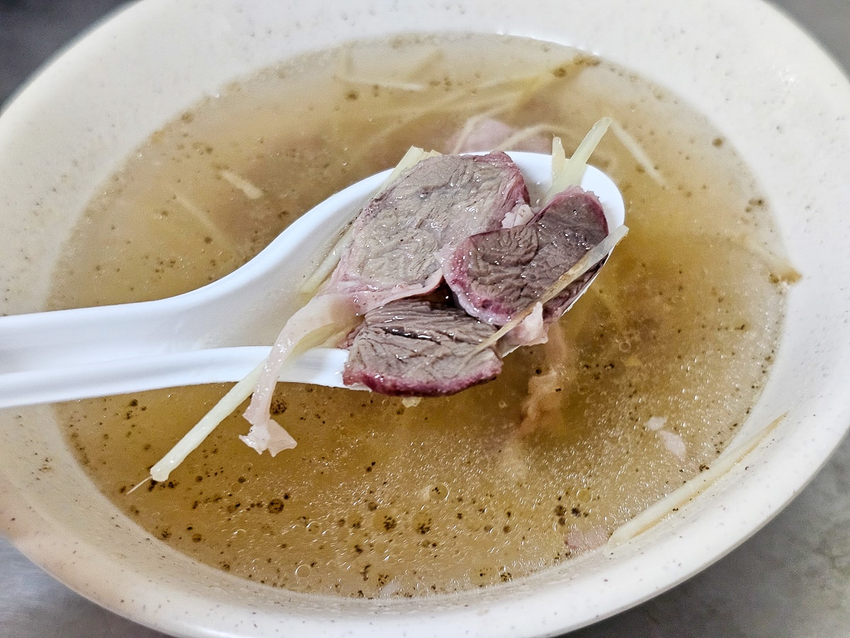 南投美食|劉記牛肉麵,扣阿嗲 10元起台式下午茶, 蚵嗲、薯片、水餃來一盤! - 第14張圖 南投美食|劉記牛肉麵,扣阿嗲 10元起台式下午茶, 蚵嗲、薯片、水餃來一盤!