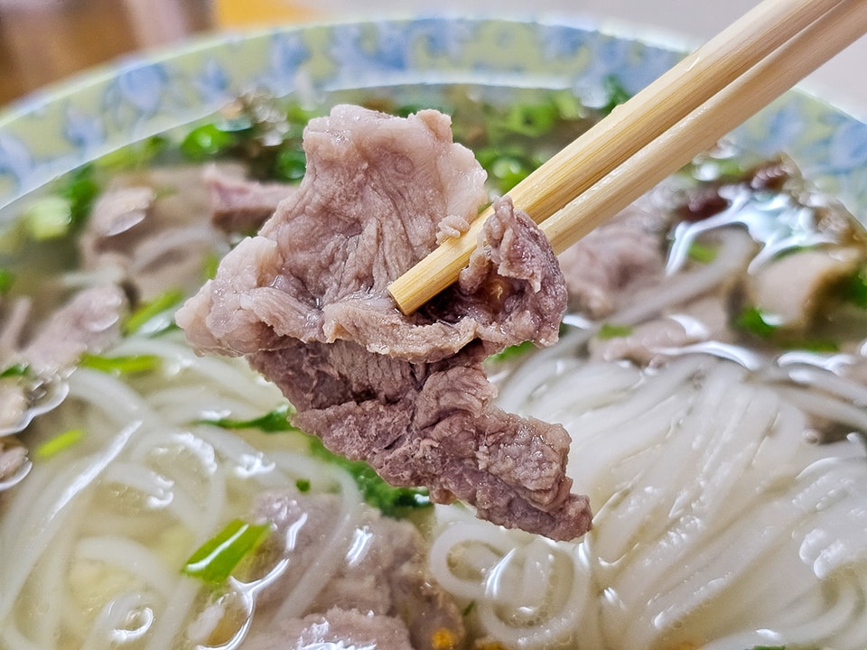 高雄鳳山必吃越南美食|美蓮石碗河粉 現燙石鍋牛肉河粉一吃上癮! - 第12張圖 高雄鳳山必吃越南美食|美蓮石碗河粉 現燙石鍋牛肉河粉一吃上癮!