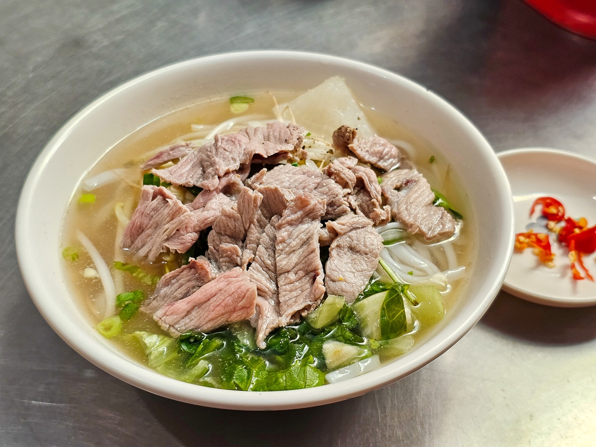 高雄苓雅區|越廚越南料理 隱藏在85大樓旁的道地家鄉味 - 第4張圖 高雄苓雅區|越廚越南料理 隱藏在85大樓旁的道地家鄉味