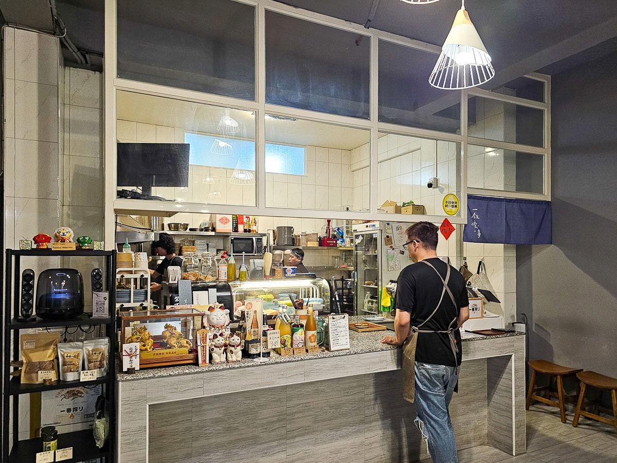 東港日式料理推薦|一敘食事 質感微醺系餐廳,生魚片、定食、握壽司到丼飯一次滿足,寵物友善不落地 - 第9張圖 東港日式料理推薦|一敘食事 質感微醺系餐廳,生魚片、定食、握壽司到丼飯一次滿足,寵物友善不落地