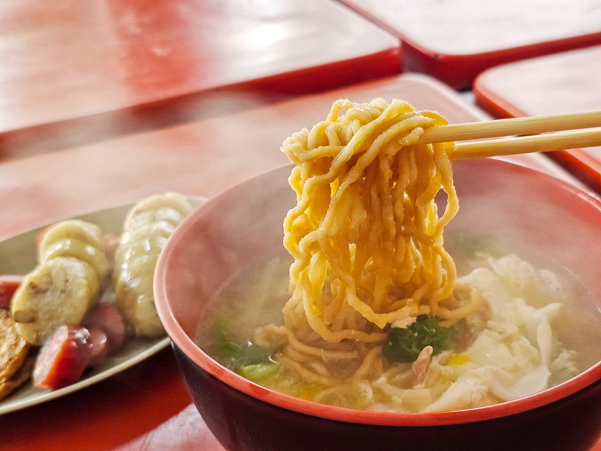 鳳山小吃|香串串鍋燒/香腸 五甲湯頭最頂的無名鍋燒意麵+烤黑輪來一套 - 第9張圖 鳳山小吃|香串串鍋燒/香腸 五甲湯頭最頂的無名鍋燒意麵+烤黑輪來一套
