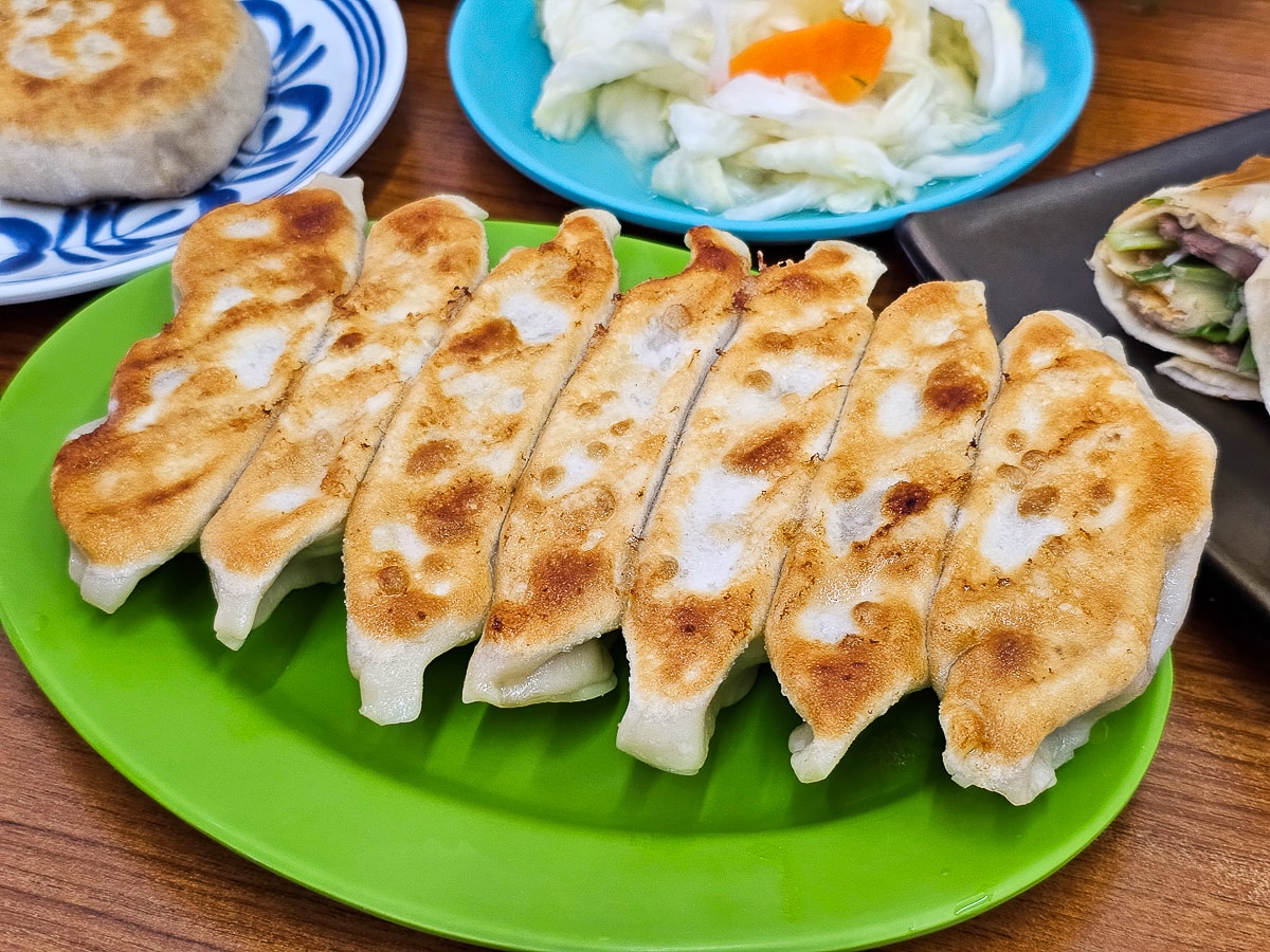 竹田美食|大禾園 人氣爆棚北方麵食!平假日都排隊,鍋貼、牛肉捲餅、甜烙餅一吃上癮 - 第26張圖 竹田美食|大禾園 人氣爆棚北方麵食!平假日都排隊,鍋貼、牛肉捲餅、甜烙餅一吃上癮