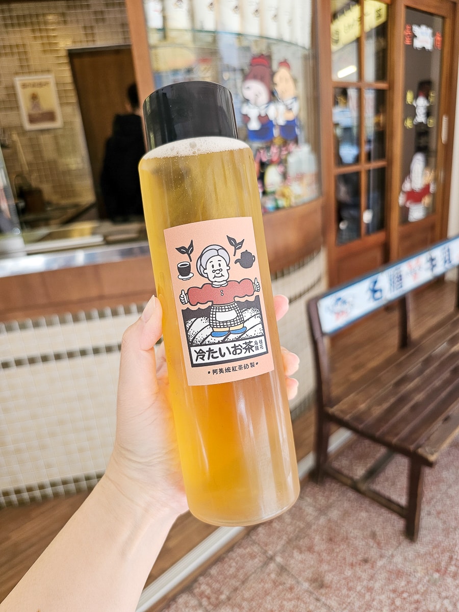 台南中西區|阿美嬤紅茶奶開山店 復古柑仔店+古早味紅茶奶,懷舊控必收! - 第7張圖 台南中西區|阿美嬤紅茶奶開山店 復古柑仔店+古早味紅茶奶,懷舊控必收!
