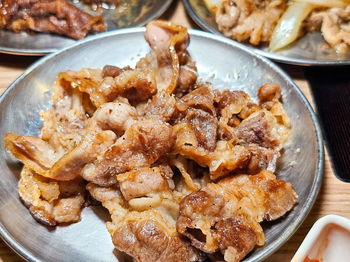 高雄韓式吃到飽|槿韓食堂 32道現點現做韓國料理+10種小菜無限量供應,CP值爆表! - 第28張圖 高雄韓式吃到飽|槿韓食堂 32道現點現做韓國料理+10種小菜無限量供應,CP值爆表!