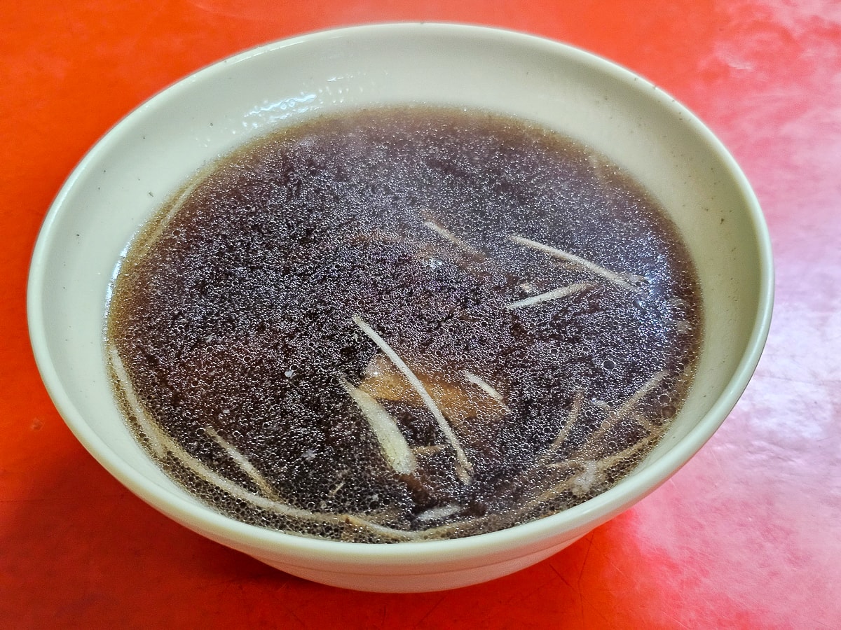 五甲美食|阿華羊肉 羊肉燴飯份量驚人!羊肉無騷味、湯頭清甜順口,只賣晚上! - 第13張圖 五甲美食|阿華羊肉 羊肉燴飯份量驚人!羊肉無騷味、湯頭清甜順口,只賣晚上!
