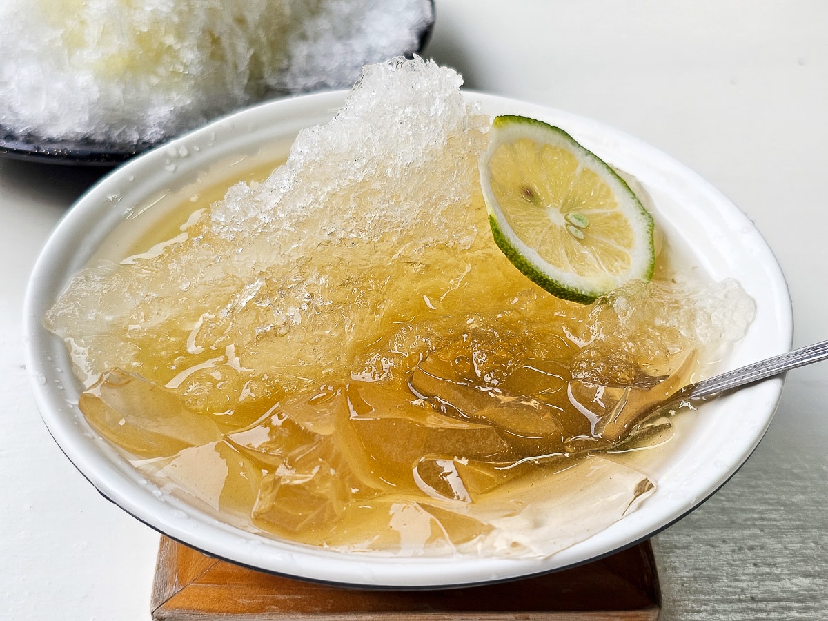 高雄冰店|泉捌月 金木犀專賣 桂花糖蜜四寶冰、桂花粉粿、桂花檸檬愛玉冰,在老宅吃冰超有氣氛 - 第16張圖 高雄冰店|泉捌月 金木犀專賣 桂花糖蜜四寶冰、桂花粉粿、桂花檸檬愛玉冰,在老宅吃冰超有氣氛
