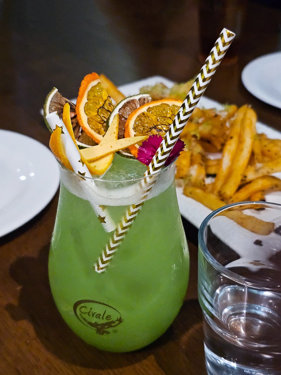 高雄餐酒館推薦|小酌 FEWdrink 義大利麵必吃!微醺氛圍聚餐小酌首選 - 第13張圖 高雄餐酒館推薦|小酌 FEWdrink 義大利麵必吃!微醺氛圍聚餐小酌首選