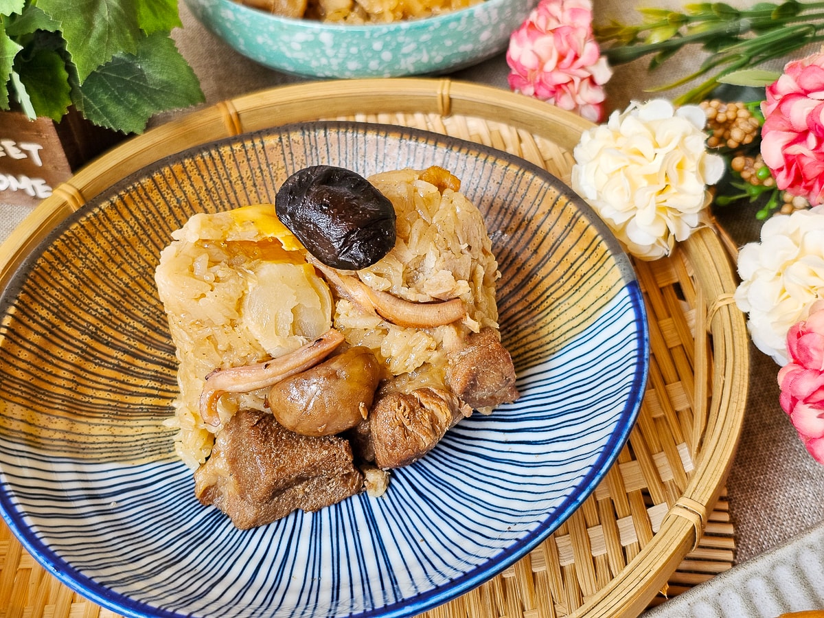 端午禮盒｜冊子冊粽美饌 葷素粽＋油飯一次滿足！Tiffany綠保冷袋美到想收藏