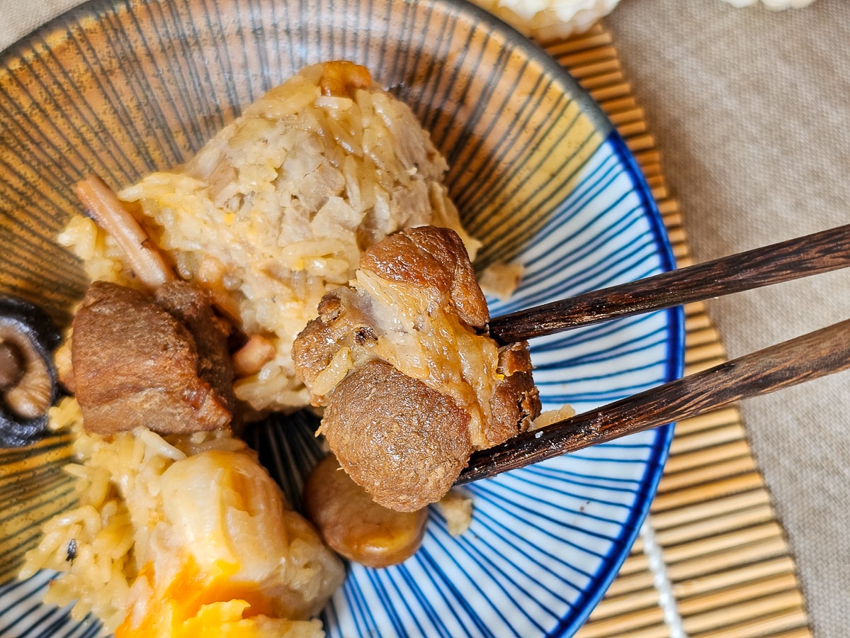端午禮盒｜冊子冊粽美饌 葷素粽＋油飯一次滿足！Tiffany綠保冷袋美到想收藏