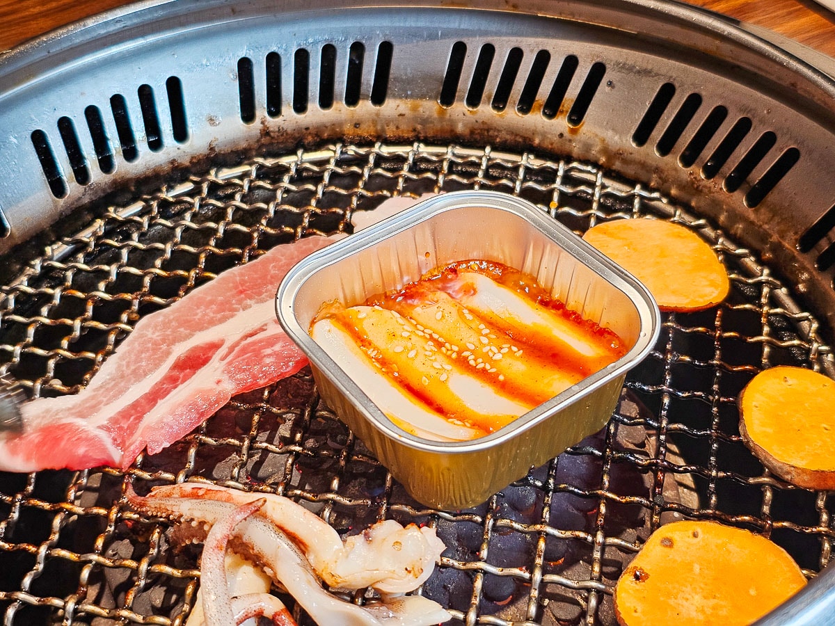 高雄吃到飽|姜滿堂高雄夢時代店 2週年慶!599元起韓式燒肉、炸雞、石鍋拌飯、炸醬麵無限供應 - 第39張圖 姜滿堂