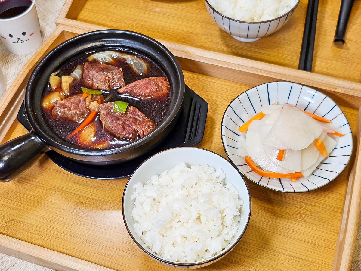 囍結X粮緣黃燜雞米飯店