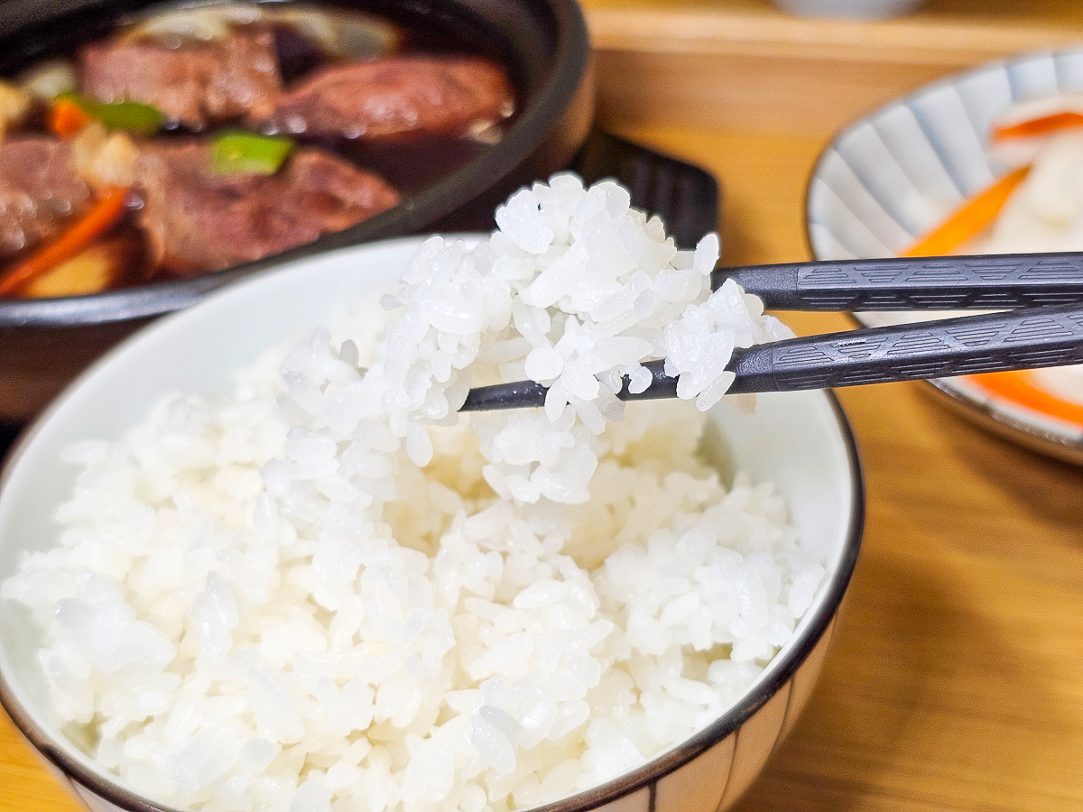 囍結X粮緣黃燜雞米飯店