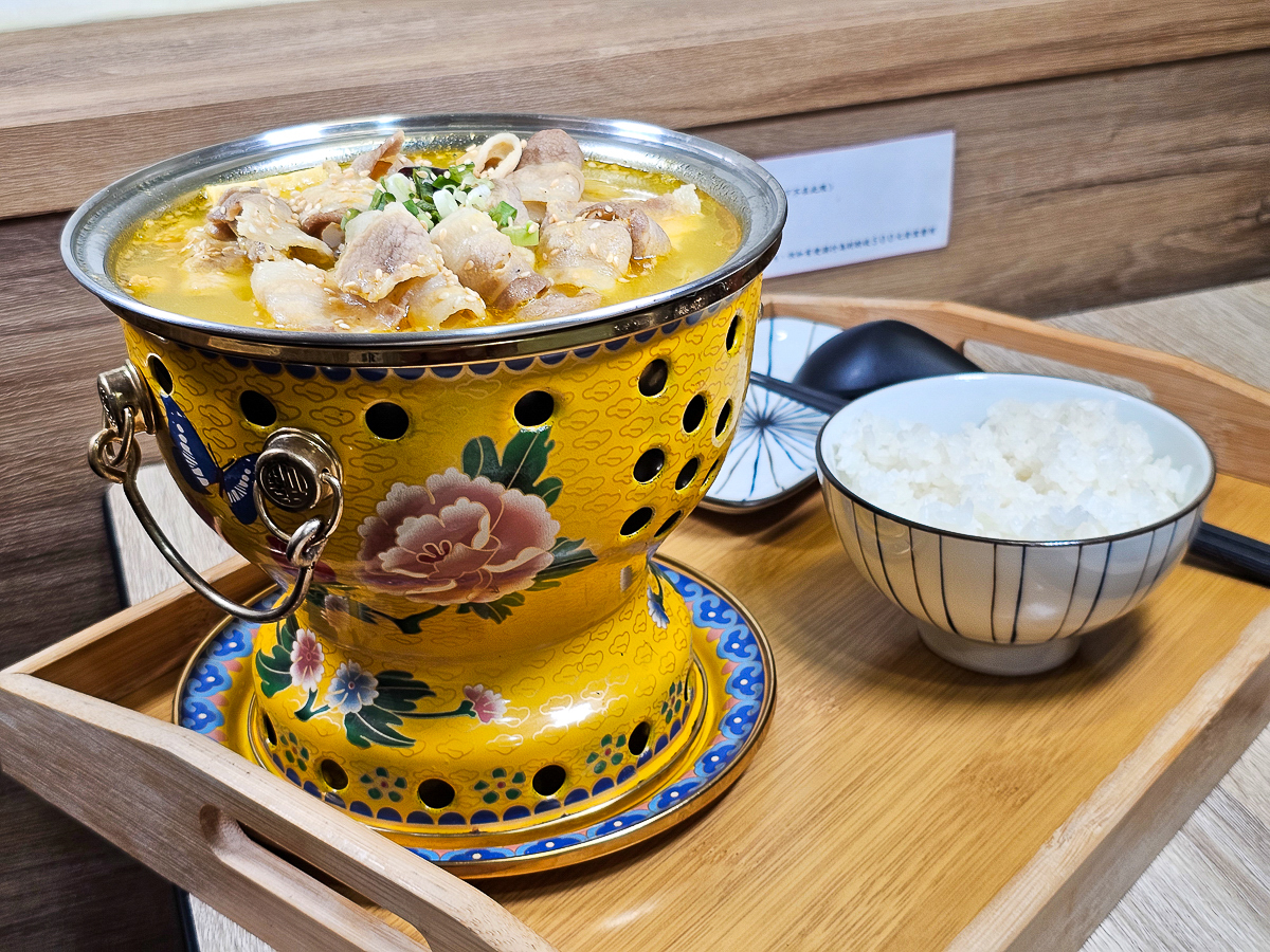 囍結X粮緣黃燜雞米飯店