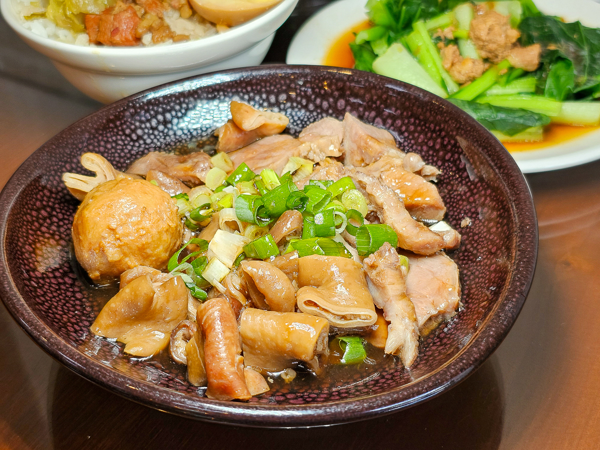 嘉義隱藏版美食|滷憶食堂 在地人大推銷魂滷肉飯,百元有找就能吃超飽! - 第28張圖 嘉義隱藏版美食|滷憶食堂 在地人大推銷魂滷肉飯,百元有找就能吃超飽!