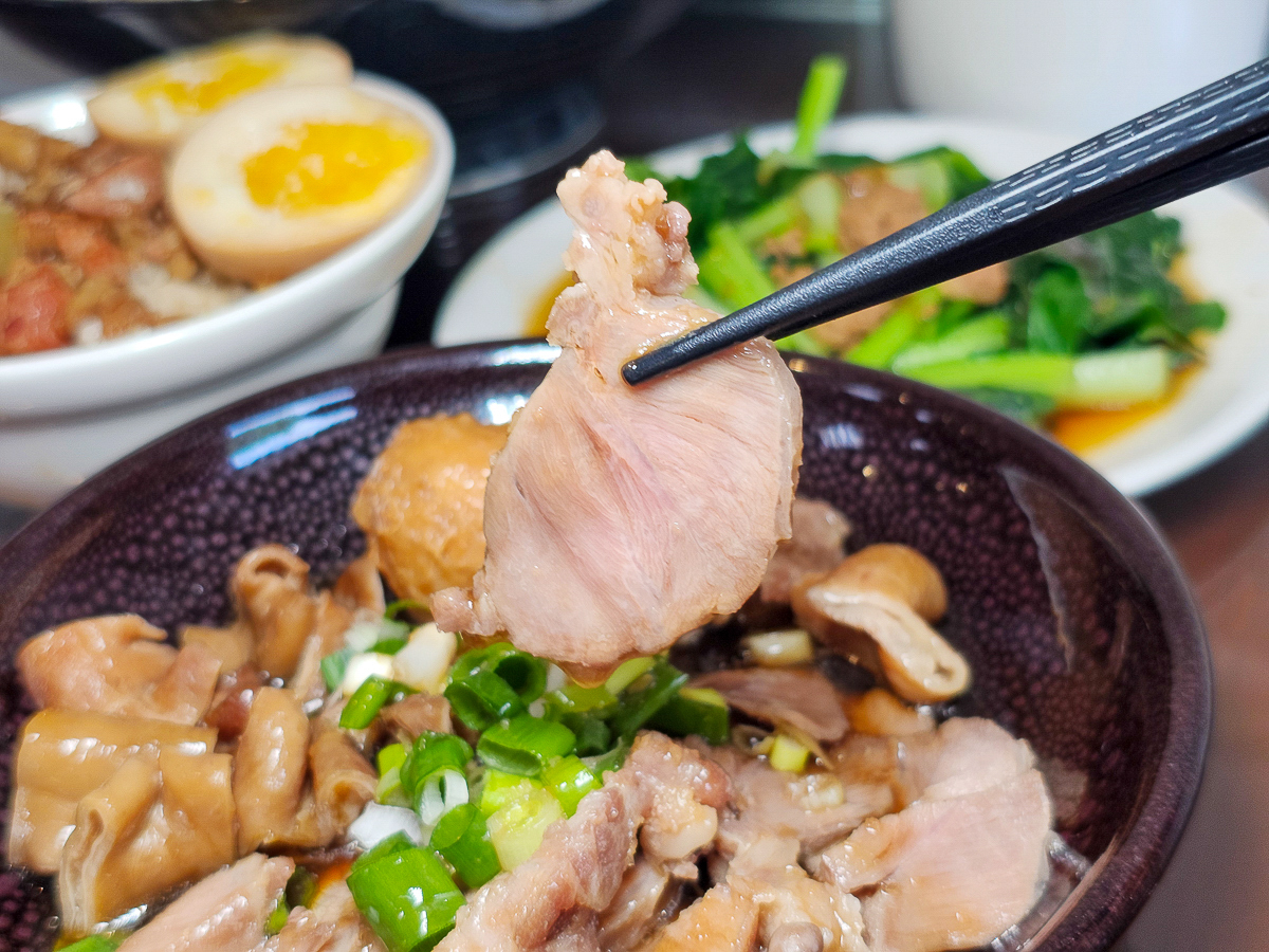 嘉義隱藏版美食|滷憶食堂 在地人大推銷魂滷肉飯,百元有找就能吃超飽! - 第30張圖 嘉義隱藏版美食|滷憶食堂 在地人大推銷魂滷肉飯,百元有找就能吃超飽!