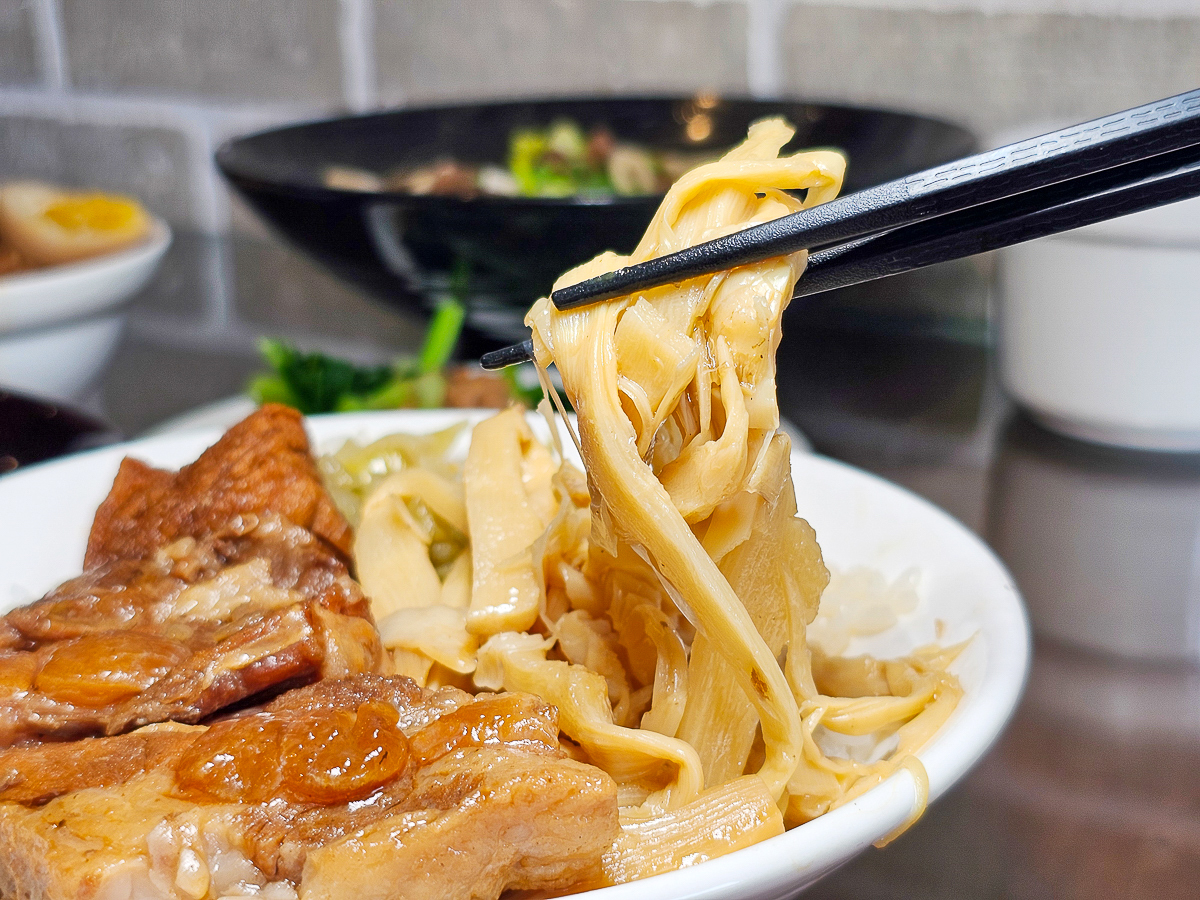 嘉義隱藏版美食|滷憶食堂 在地人大推銷魂滷肉飯,百元有找就能吃超飽! - 第17張圖 嘉義隱藏版美食|滷憶食堂 在地人大推銷魂滷肉飯,百元有找就能吃超飽!