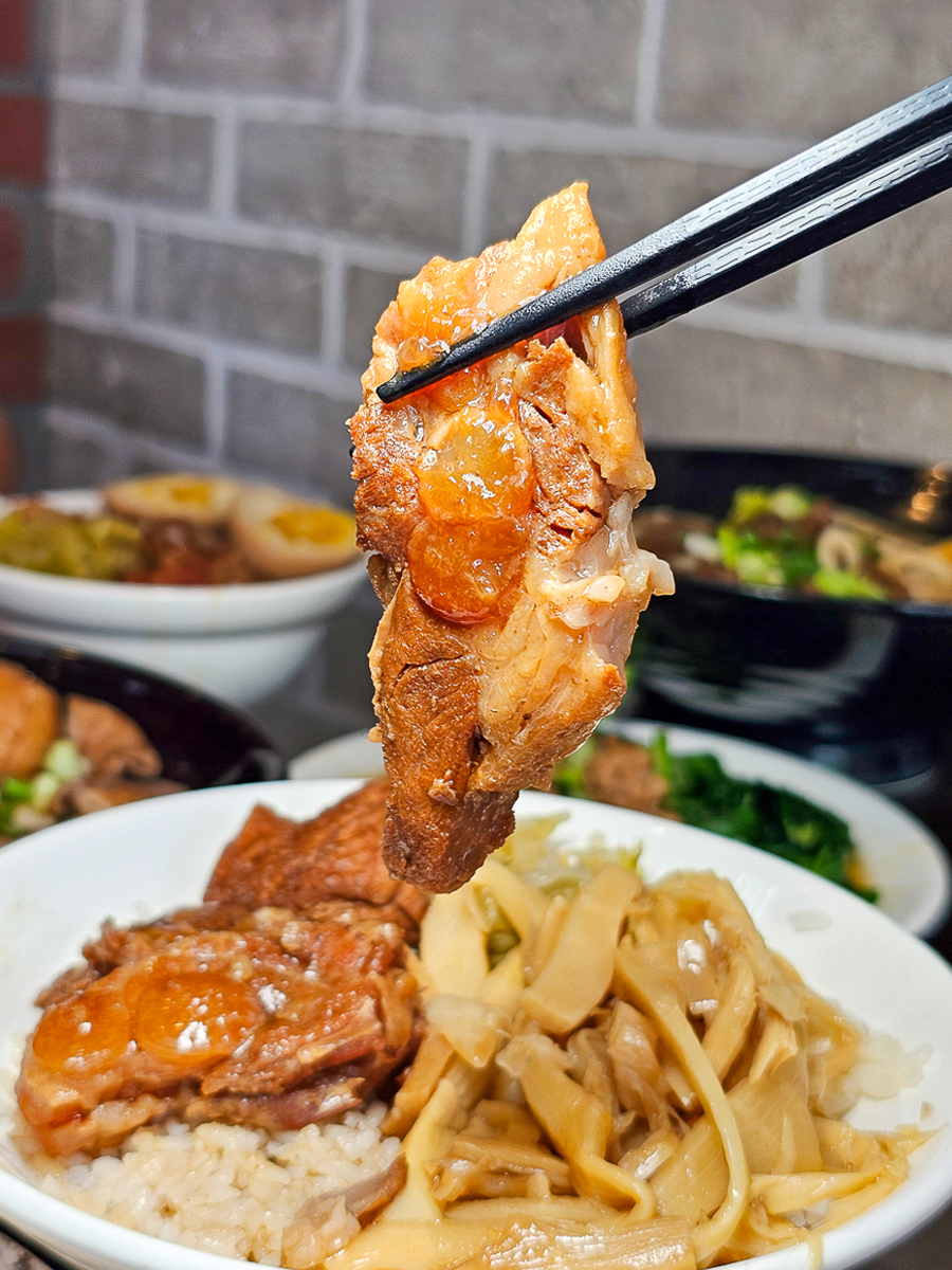 嘉義隱藏版美食|滷憶食堂 在地人大推銷魂滷肉飯,百元有找就能吃超飽! - 第16張圖 嘉義隱藏版美食|滷憶食堂 在地人大推銷魂滷肉飯,百元有找就能吃超飽!