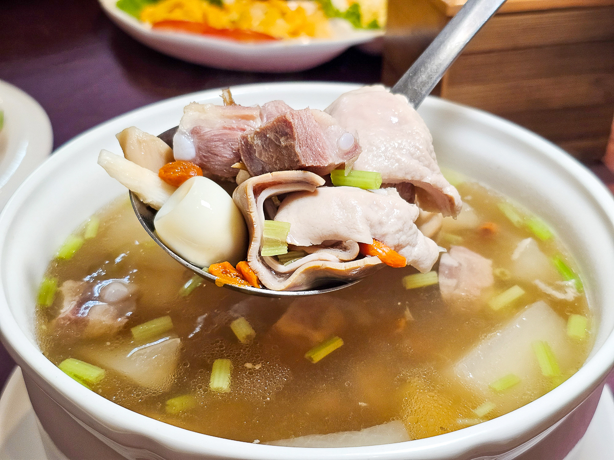 屏東長治美食|同合農科商務會館悅和餐廳 精緻桌菜合菜推薦,包廂、KTV、聚餐包場首選 - 第18張圖 屏東長治美食|同合農科商務會館悅和餐廳 精緻桌菜合菜推薦,包廂、KTV、聚餐包場首選
