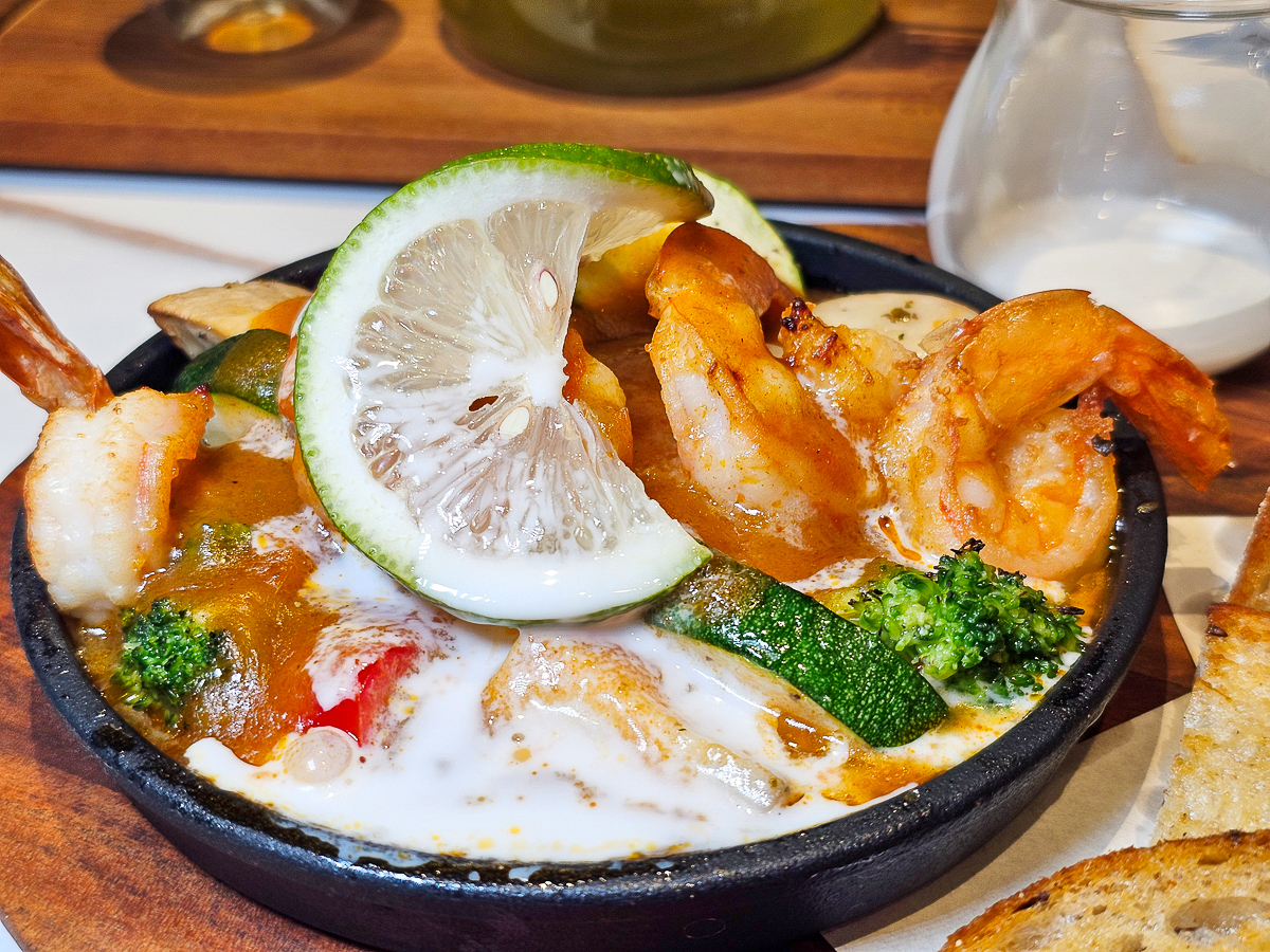 高雄前鎮區美食|成真咖啡高雄夢時代店 森林系網美咖啡廳推薦,早午餐、義大利麵、下午茶一次滿足 - 第13張圖 成真咖啡高雄夢時代店
