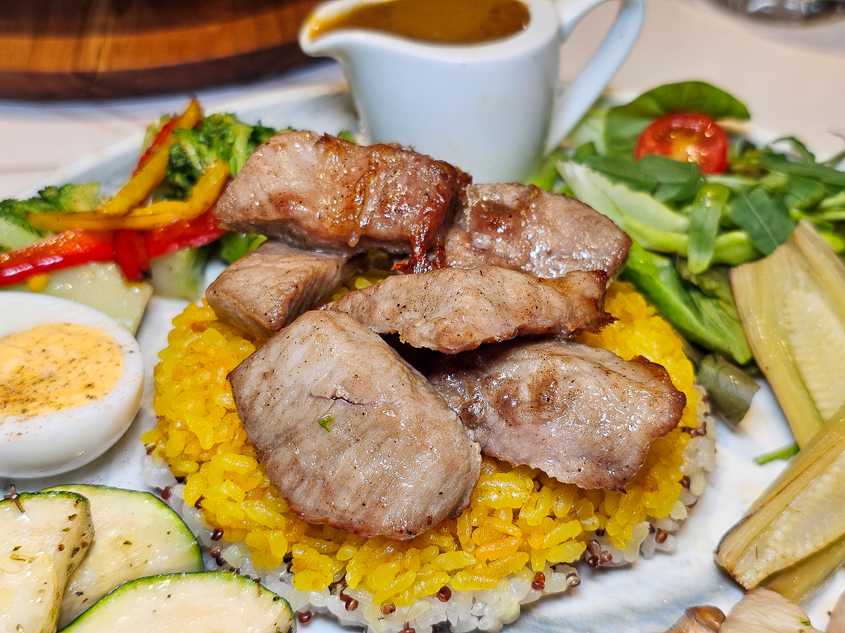 高雄前鎮區美食|成真咖啡高雄夢時代店 森林系網美咖啡廳推薦,早午餐、義大利麵、下午茶一次滿足 - 第15張圖 成真咖啡高雄夢時代店