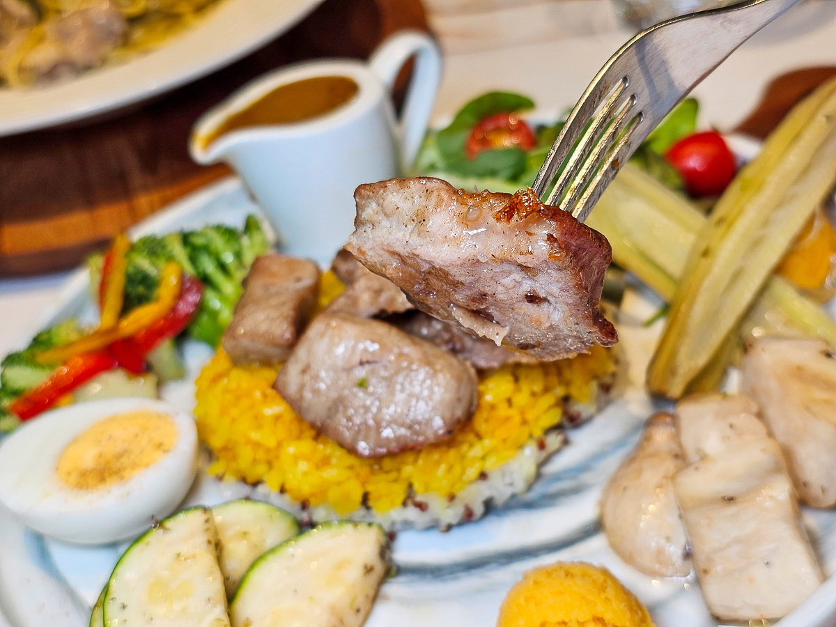 高雄前鎮區美食|成真咖啡高雄夢時代店 森林系網美咖啡廳推薦,早午餐、義大利麵、下午茶一次滿足 - 第17張圖 成真咖啡高雄夢時代店