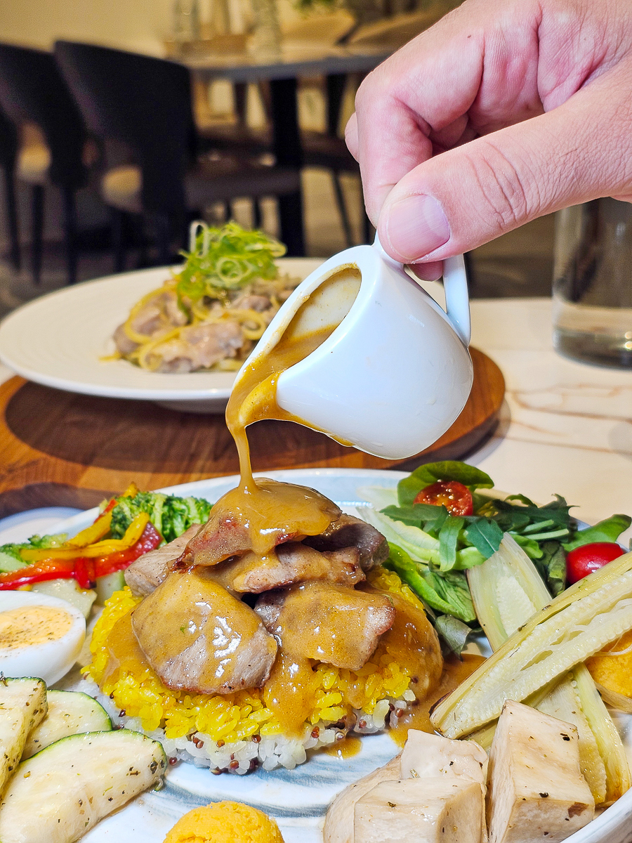 高雄前鎮區美食|成真咖啡高雄夢時代店 森林系網美咖啡廳推薦,早午餐、義大利麵、下午茶一次滿足 - 第16張圖 成真咖啡高雄夢時代店