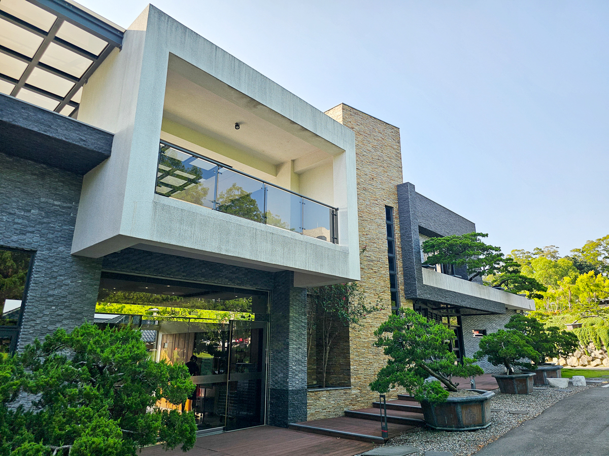 苗栗住宿推薦｜享沐時光莊園渡假酒店 一泊二食，房內獨立美人湯、700坪露天溫泉，入住就不想回家！
