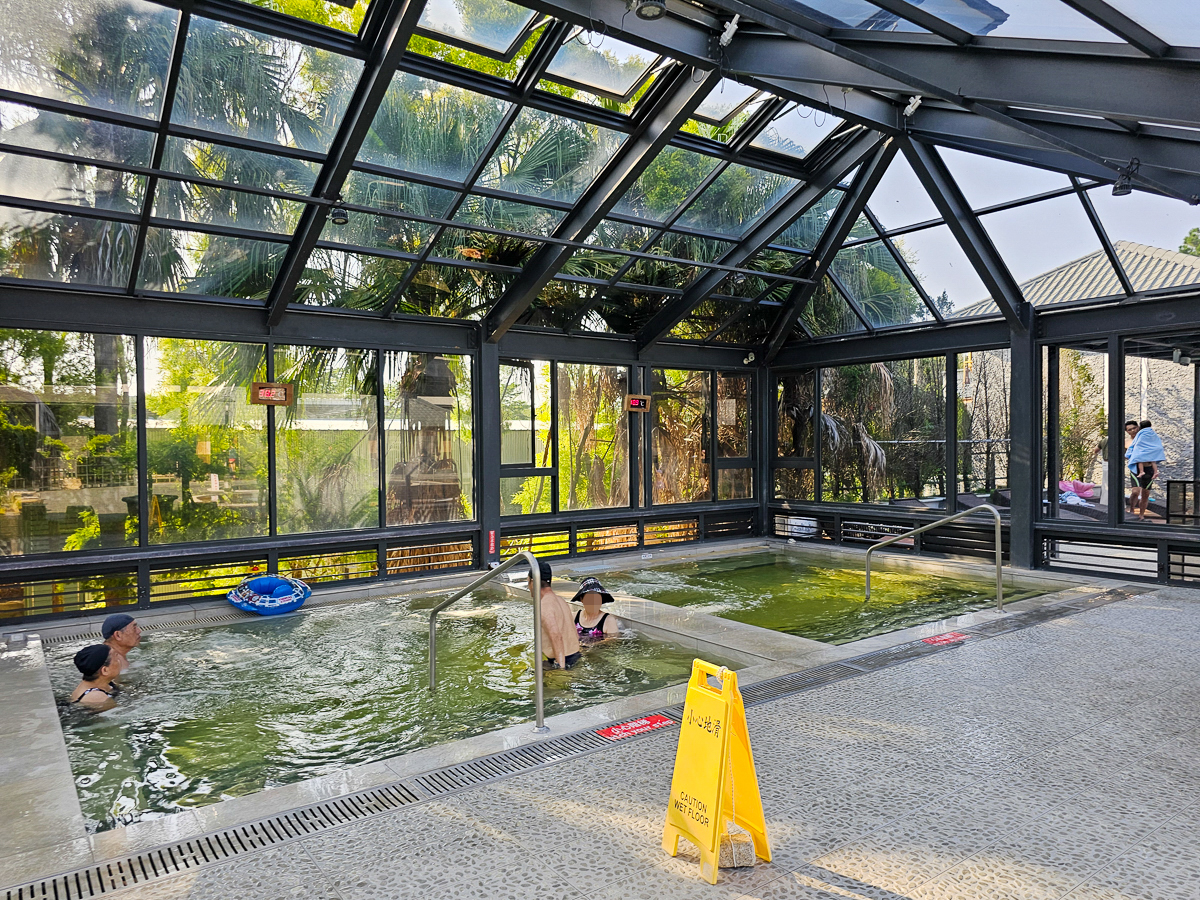 苗栗住宿推薦｜享沐時光莊園渡假酒店 一泊二食，房內獨立美人湯、700坪露天溫泉，入住就不想回家！